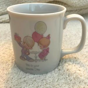 1983 Jonathon & David Precious Moments mug “This is Your Special Day”